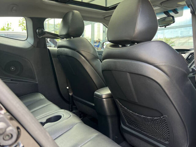 Чорний Хендай Велостер, об'ємом двигуна 1.6 л та пробігом 118 тис. км за 11000 $, фото 20 на Automoto.ua