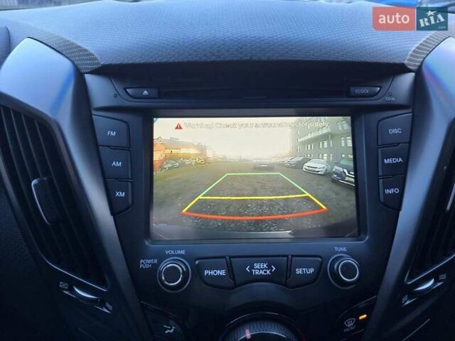 Черный Хендай Велостер, объемом двигателя 1.6 л и пробегом 180 тыс. км за 9950 $, фото 18 на Automoto.ua