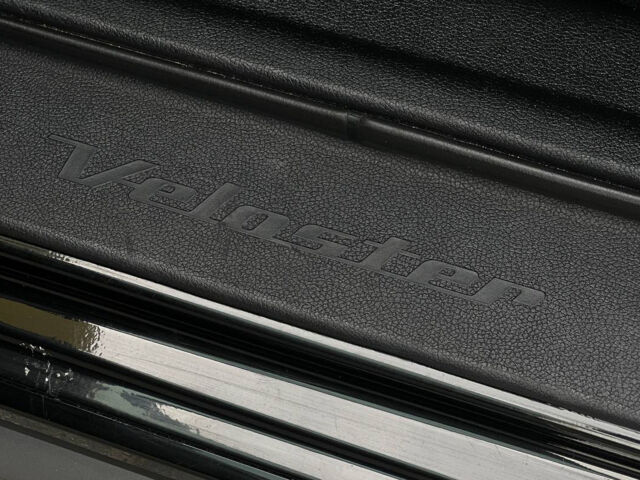 Чорний Хендай Велостер, об'ємом двигуна 1.6 л та пробігом 118 тис. км за 11000 $, фото 13 на Automoto.ua