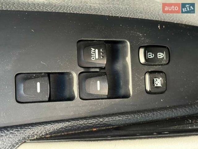 Чорний Хендай Велостер, об'ємом двигуна 1.59 л та пробігом 162 тис. км за 9499 $, фото 20 на Automoto.ua