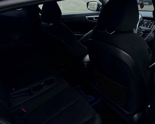 Черный Хендай Велостер, объемом двигателя 1.59 л и пробегом 169 тыс. км за 8700 $, фото 14 на Automoto.ua