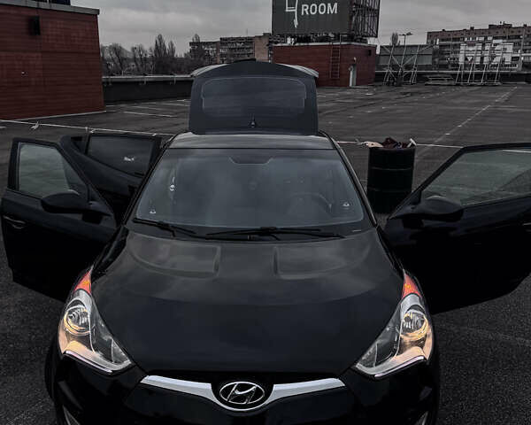 Черный Хендай Велостер, объемом двигателя 1.59 л и пробегом 169 тыс. км за 8700 $, фото 8 на Automoto.ua