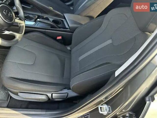 Чорний Хендай Велостер, об'ємом двигуна 1.59 л та пробігом 46 тис. км за 16700 $, фото 8 на Automoto.ua