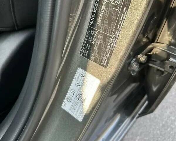 Чорний Хендай Велостер, об'ємом двигуна 1.59 л та пробігом 46 тис. км за 16700 $, фото 20 на Automoto.ua