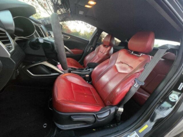 Фиолетовый Хендай Велостер, объемом двигателя 1.6 л и пробегом 79 тыс. км за 7000 $, фото 8 на Automoto.ua