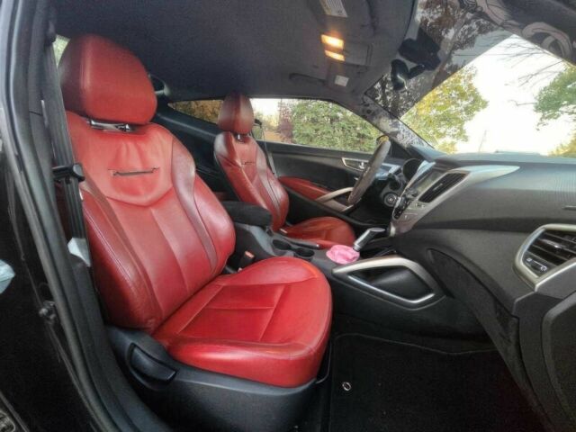 Фиолетовый Хендай Велостер, объемом двигателя 1.6 л и пробегом 79 тыс. км за 7000 $, фото 9 на Automoto.ua