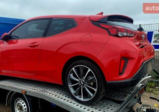 Красный Хендай Велостер, объемом двигателя 2 л и пробегом 137 тыс. км за 16500 $, фото 7 на Automoto.ua