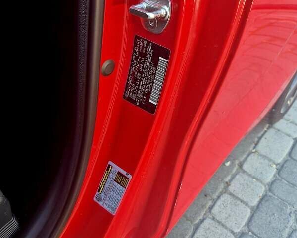 Красный Хендай Велостер, объемом двигателя 2 л и пробегом 136 тыс. км за 17500 $, фото 22 на Automoto.ua