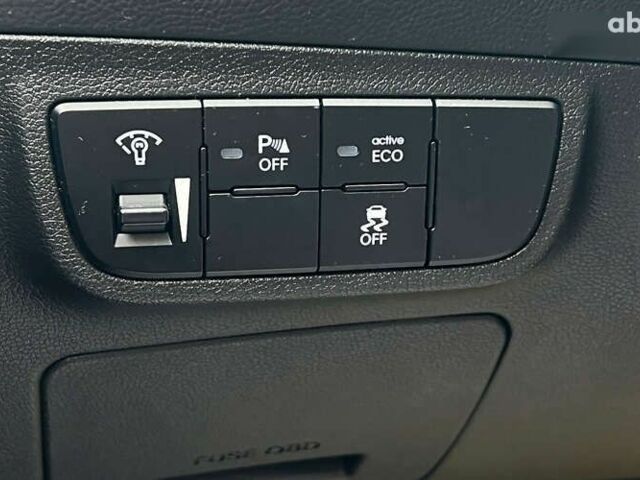 Хендай Велостер, объемом двигателя 1.6 л и пробегом 123 тыс. км за 10650 $, фото 18 на Automoto.ua