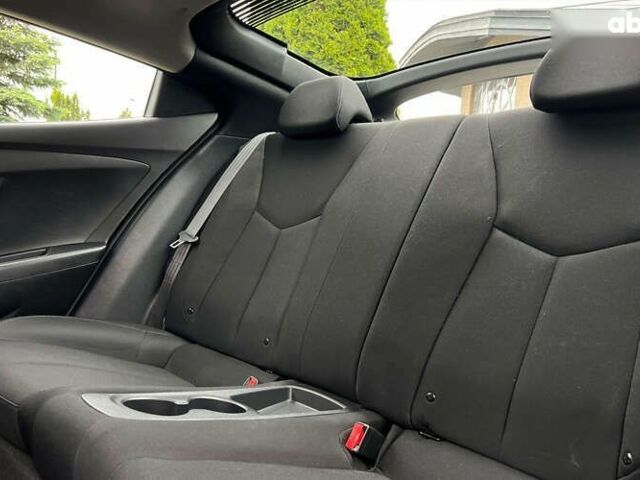 Хендай Велостер, объемом двигателя 1.6 л и пробегом 123 тыс. км за 10650 $, фото 14 на Automoto.ua