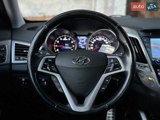 Сірий Хендай Велостер, об'ємом двигуна 1.6 л та пробігом 176 тис. км за 6999 $, фото 25 на Automoto.ua