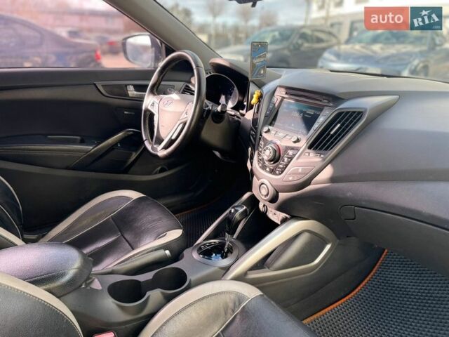 Сірий Хендай Велостер, об'ємом двигуна 1.59 л та пробігом 224 тис. км за 7500 $, фото 13 на Automoto.ua