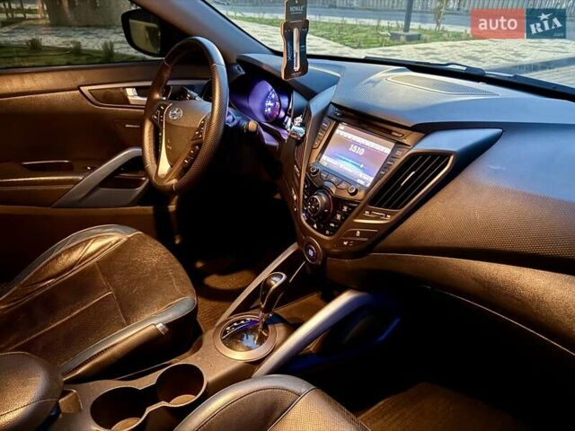 Сірий Хендай Велостер, об'ємом двигуна 1.6 л та пробігом 172 тис. км за 8999 $, фото 49 на Automoto.ua