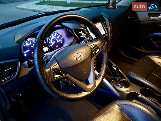 Сірий Хендай Велостер, об'ємом двигуна 1.6 л та пробігом 172 тис. км за 8999 $, фото 39 на Automoto.ua