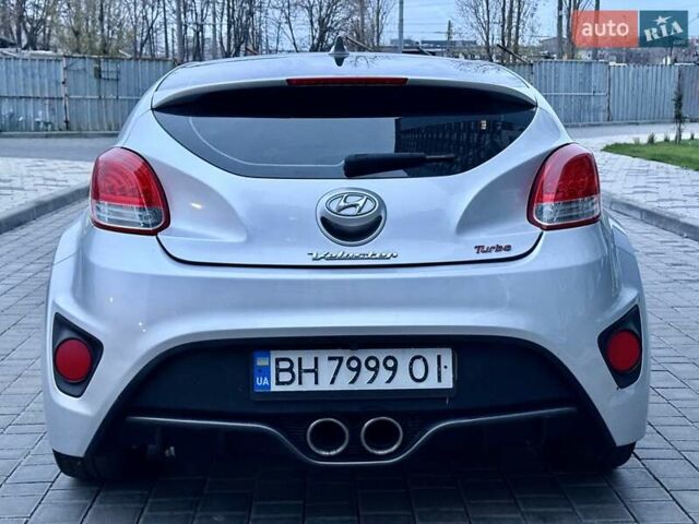 Сірий Хендай Велостер, об'ємом двигуна 1.6 л та пробігом 172 тис. км за 8999 $, фото 6 на Automoto.ua