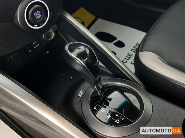 Серый Хендай Велостер, объемом двигателя 1.6 л и пробегом 120 тыс. км за 11500 $, фото 14 на Automoto.ua