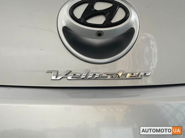 Серый Хендай Велостер, объемом двигателя 1.6 л и пробегом 120 тыс. км за 11500 $, фото 21 на Automoto.ua