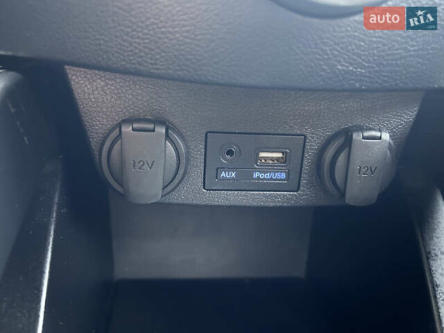 Серый Хендай Велостер, объемом двигателя 1.6 л и пробегом 109 тыс. км за 7250 $, фото 62 на Automoto.ua