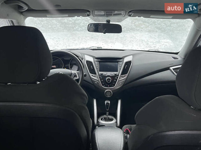 Серый Хендай Велостер, объемом двигателя 1.6 л и пробегом 109 тыс. км за 7250 $, фото 45 на Automoto.ua