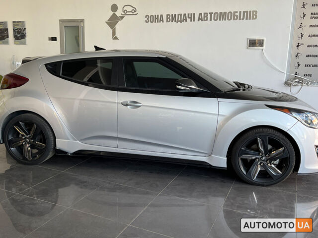 Серый Хендай Велостер, объемом двигателя 1.6 л и пробегом 120 тыс. км за 11500 $, фото 7 на Automoto.ua