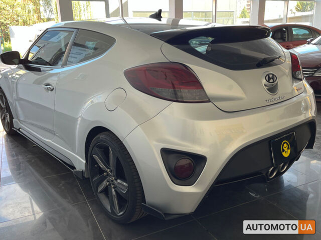 Серый Хендай Велостер, объемом двигателя 1.6 л и пробегом 120 тыс. км за 11500 $, фото 4 на Automoto.ua