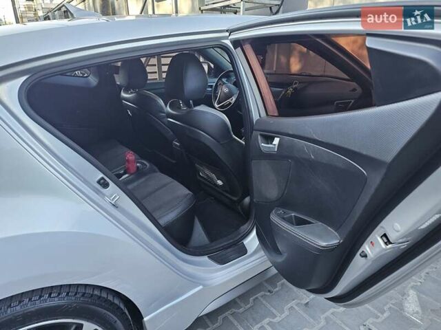 Серый Хендай Велостер, объемом двигателя 1.59 л и пробегом 69 тыс. км за 10850 $, фото 3 на Automoto.ua