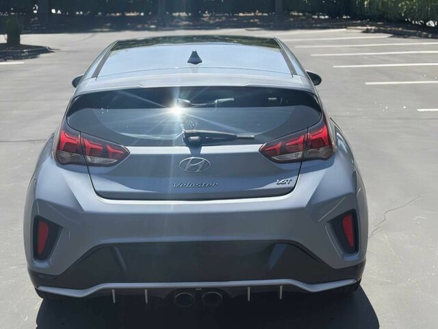 Сірий Хендай Велостер, об'ємом двигуна 1.6 л та пробігом 44 тис. км за 9000 $, фото 5 на Automoto.ua