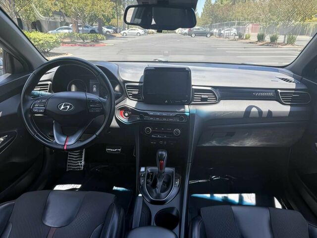 Сірий Хендай Велостер, об'ємом двигуна 1.6 л та пробігом 44 тис. км за 9000 $, фото 9 на Automoto.ua