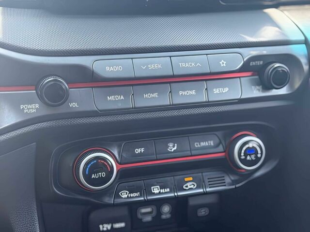 Сірий Хендай Велостер, об'ємом двигуна 1.6 л та пробігом 44 тис. км за 9000 $, фото 11 на Automoto.ua