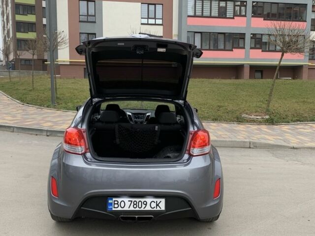 Серый Хендай Велостер, объемом двигателя 1.6 л и пробегом 157 тыс. км за 8500 $, фото 11 на Automoto.ua