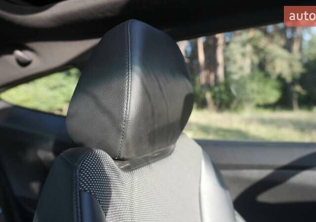 Синий Хендай Велостер, объемом двигателя 1.59 л и пробегом 205 тыс. км за 9000 $, фото 29 на Automoto.ua