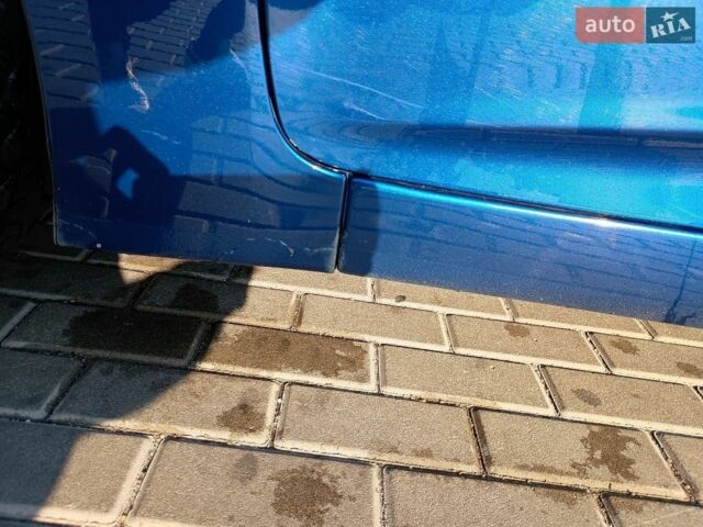 Синій Хендай Велостер, об'ємом двигуна 1.6 л та пробігом 122 тис. км за 7500 $, фото 15 на Automoto.ua