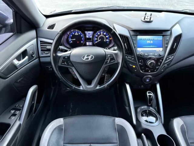 Синий Хендай Велостер, объемом двигателя 1.6 л и пробегом 77 тыс. км за 5400 $, фото 7 на Automoto.ua