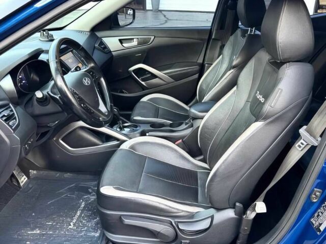 Синий Хендай Велостер, объемом двигателя 1.6 л и пробегом 77 тыс. км за 5400 $, фото 6 на Automoto.ua