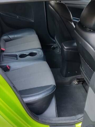 Зеленый Хендай Велостер, объемом двигателя 1.59 л и пробегом 260 тыс. км за 6500 $, фото 3 на Automoto.ua