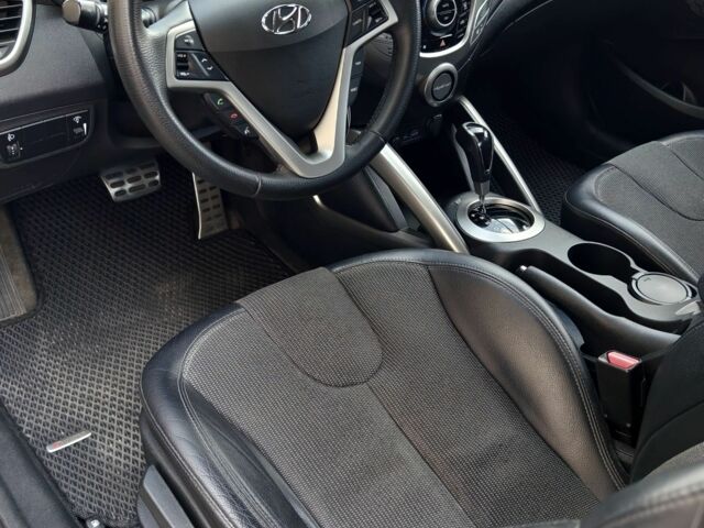 Зеленый Хендай Велостер, объемом двигателя 1.6 л и пробегом 139 тыс. км за 10900 $, фото 5 на Automoto.ua