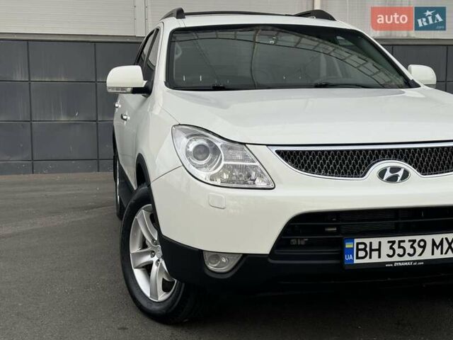 Білий Хендай Вєракруз, об'ємом двигуна 2.96 л та пробігом 217 тис. км за 10900 $, фото 35 на Automoto.ua