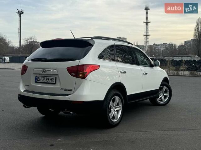 Білий Хендай Вєракруз, об'ємом двигуна 2.96 л та пробігом 217 тис. км за 10900 $, фото 25 на Automoto.ua