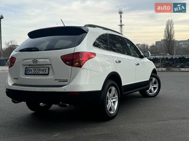 Білий Хендай Вєракруз, об'ємом двигуна 2.96 л та пробігом 217 тис. км за 10900 $, фото 27 на Automoto.ua