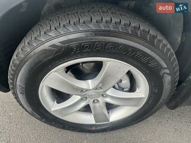 Білий Хендай Вєракруз, об'ємом двигуна 2.96 л та пробігом 217 тис. км за 10900 $, фото 125 на Automoto.ua