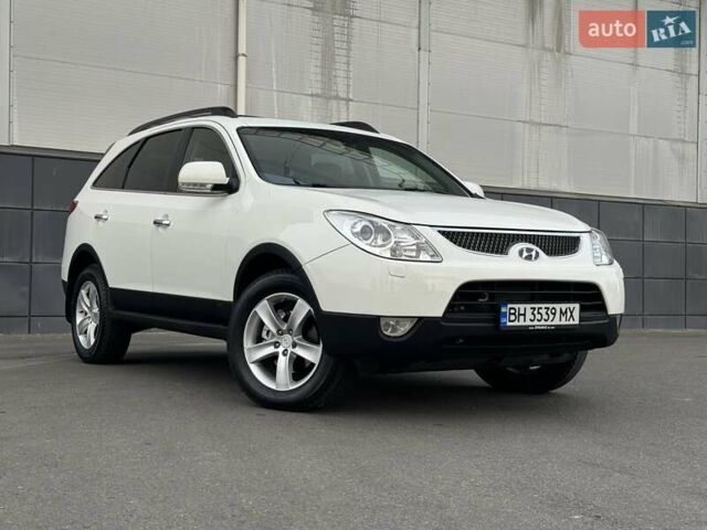 Білий Хендай Вєракруз, об'ємом двигуна 2.96 л та пробігом 217 тис. км за 10900 $, фото 40 на Automoto.ua