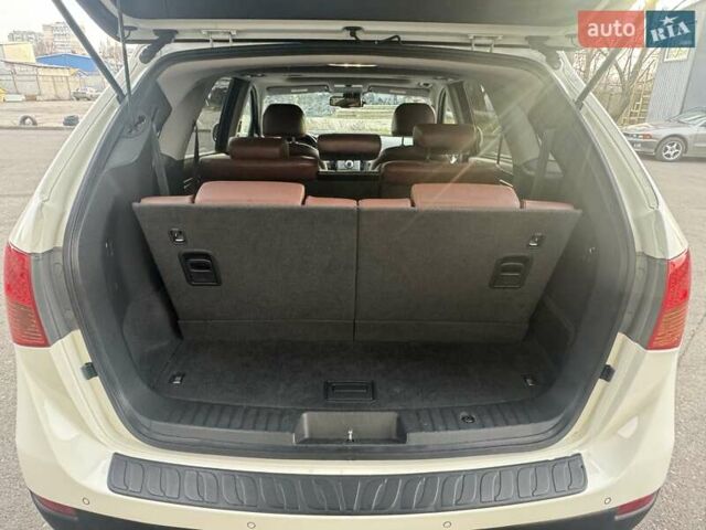 Білий Хендай Вєракруз, об'ємом двигуна 2.96 л та пробігом 217 тис. км за 10900 $, фото 123 на Automoto.ua