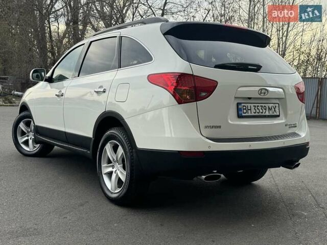 Білий Хендай Вєракруз, об'ємом двигуна 2.96 л та пробігом 217 тис. км за 10900 $, фото 49 на Automoto.ua