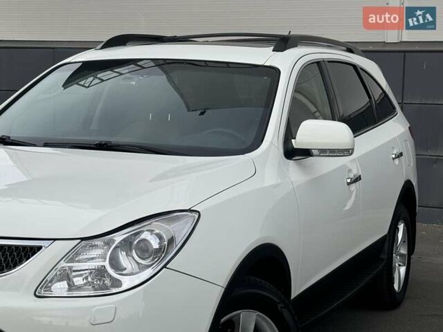 Білий Хендай Вєракруз, об'ємом двигуна 2.96 л та пробігом 217 тис. км за 10900 $, фото 5 на Automoto.ua