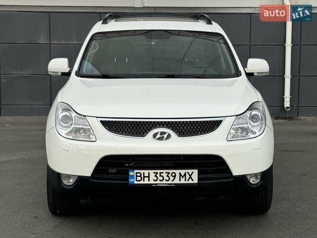 Білий Хендай Вєракруз, об'ємом двигуна 2.96 л та пробігом 217 тис. км за 10900 $, фото 97 на Automoto.ua