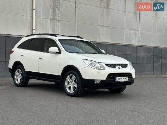 Білий Хендай Вєракруз, об'ємом двигуна 2.96 л та пробігом 217 тис. км за 10900 $, фото 90 на Automoto.ua