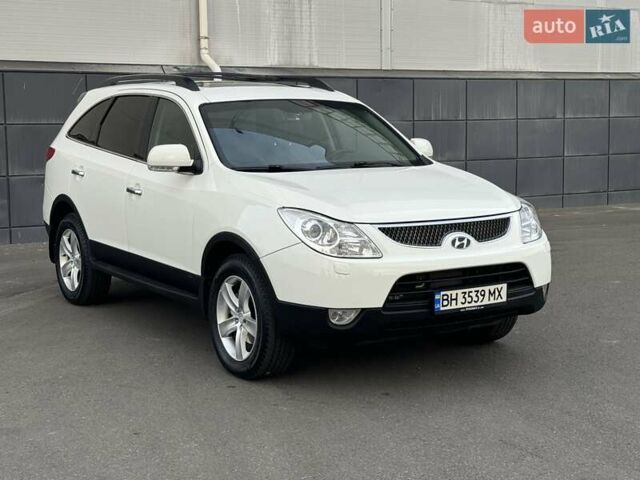Білий Хендай Вєракруз, об'ємом двигуна 2.96 л та пробігом 217 тис. км за 10900 $, фото 96 на Automoto.ua