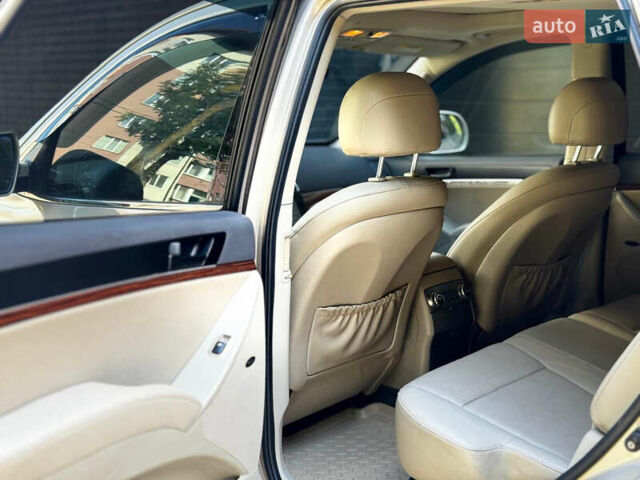 Бежевый Хендай Веракруз, объемом двигателя 3.8 л и пробегом 327 тыс. км за 7700 $, фото 18 на Automoto.ua