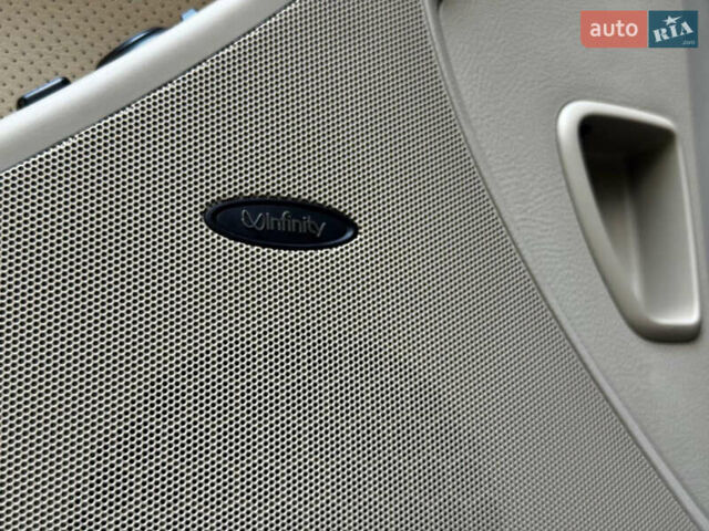 Бежевый Хендай Веракруз, объемом двигателя 3.8 л и пробегом 327 тыс. км за 7700 $, фото 17 на Automoto.ua