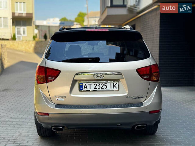 Бежевый Хендай Веракруз, объемом двигателя 3.8 л и пробегом 327 тыс. км за 7700 $, фото 6 на Automoto.ua